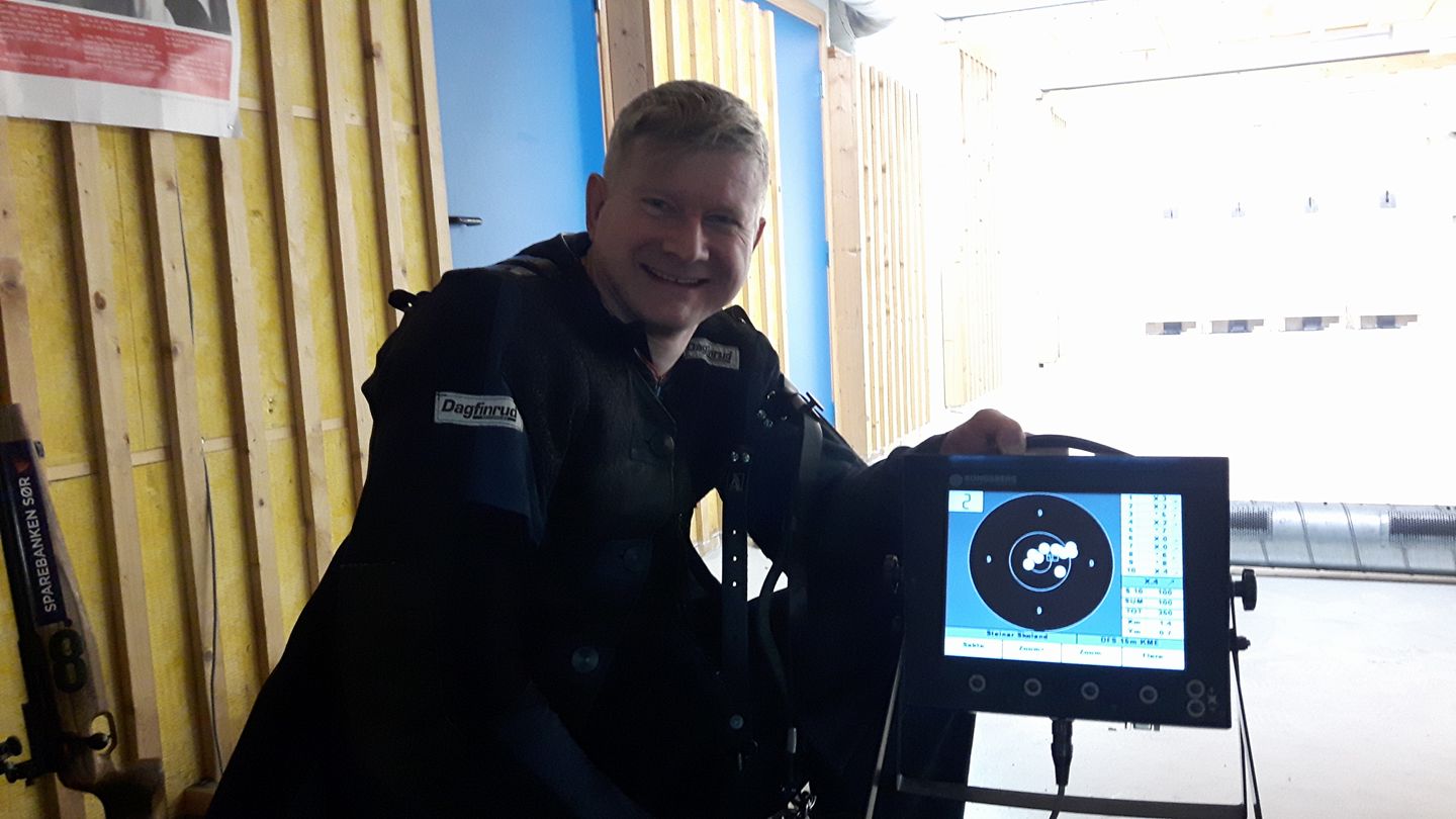 Steinar Skoland etter å ha skudt 350 poeng på Lagmesterskap 15m