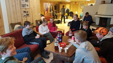 Brus, pepperkaker og godteri gjør seg som avslutning