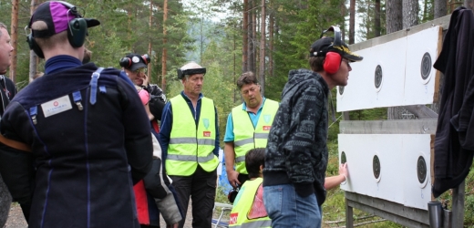 Det er mest lærerikt å gå fram å se sine egne skiver